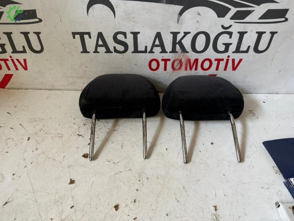 Seat Cordoba Ön Koltuk Başlığı çıkma parça