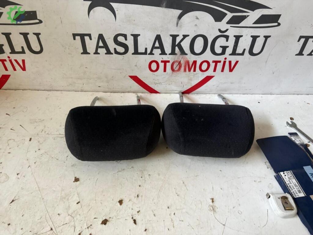 Seat Cordoba Arka Koltuk Başlığı çıkma parça