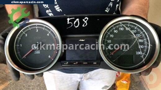 Peugeot 508 Gösterge Saati çıkma parça