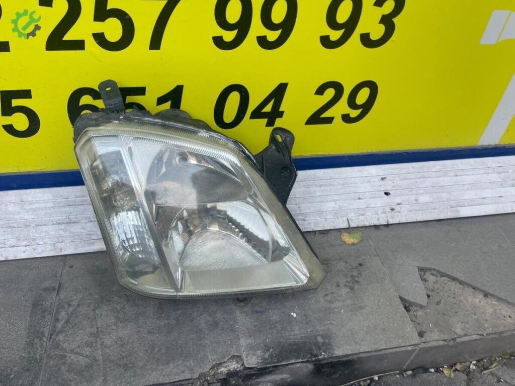 Opel Meriva Far çıkma parça