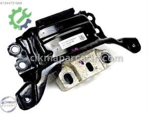 5Q0199555Q 5Q0199555BF MOTOR KULAĞI SOL