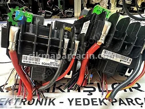 Volkswagen Golf Sigorta Tablası 5Q0937125A çıkma parça