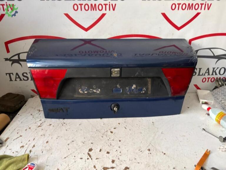 Seat Cordoba Bagaj Kapağı çıkma parça