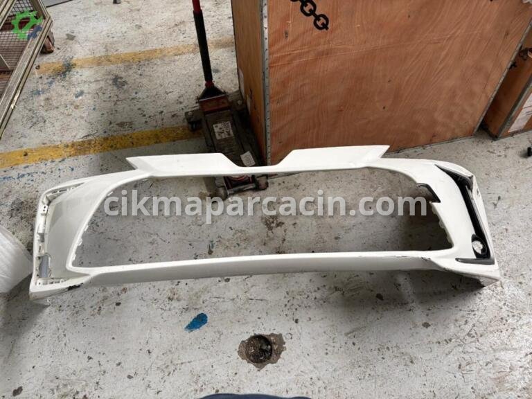 Toyota Corolla Ön Tampon çıkma parça