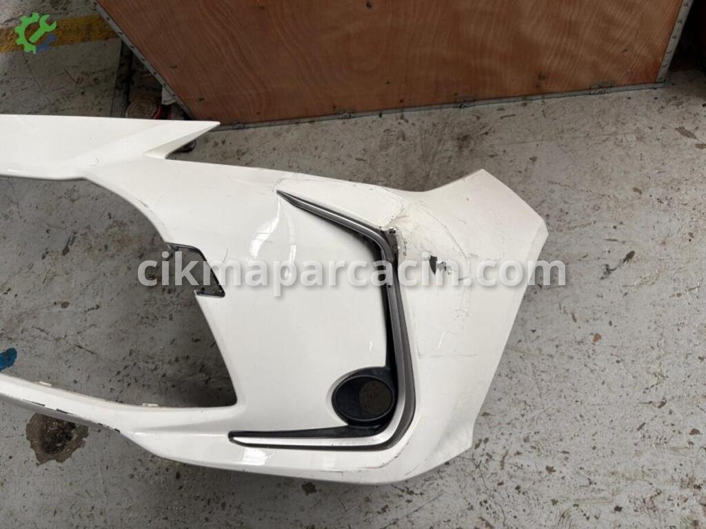 Toyota Corolla Ön Tampon çıkma parça