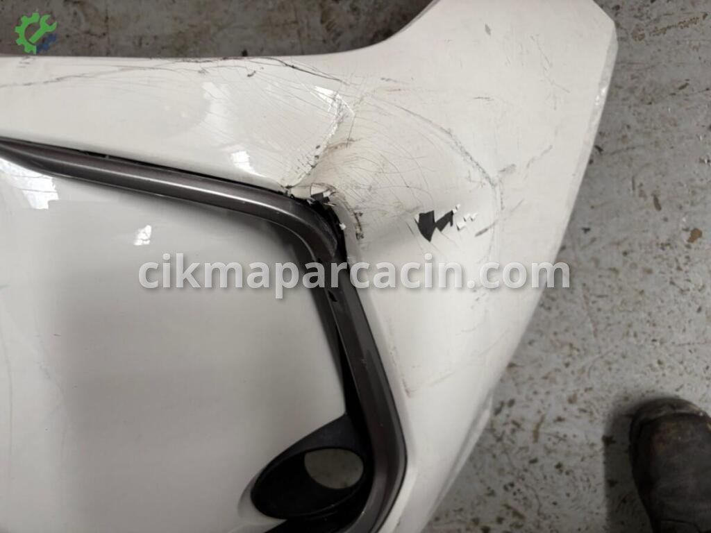 Toyota Corolla Ön Tampon çıkma parça