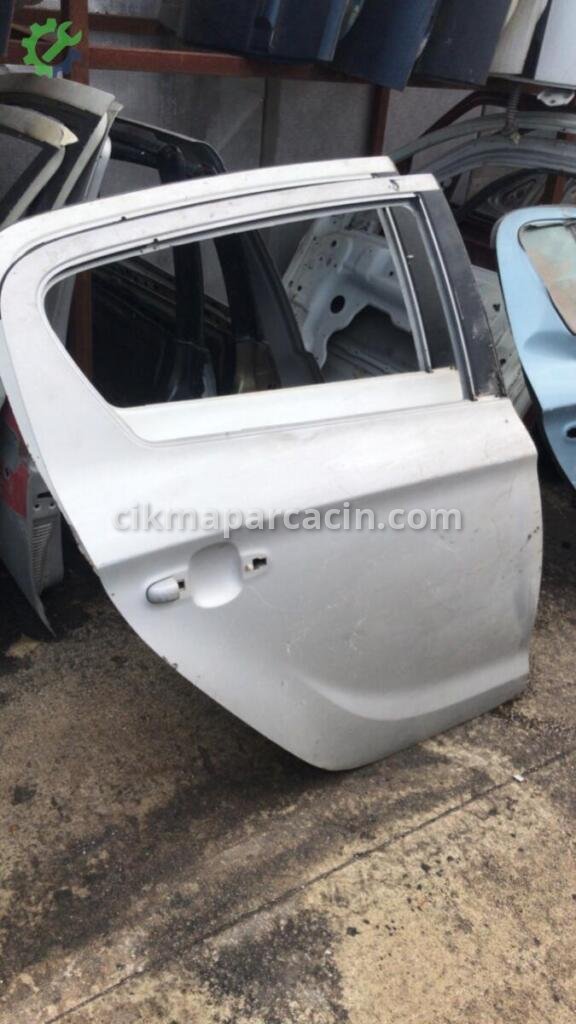 Hyundai i20 Sağ Arka Kapı 77004-1J000 çıkma parça