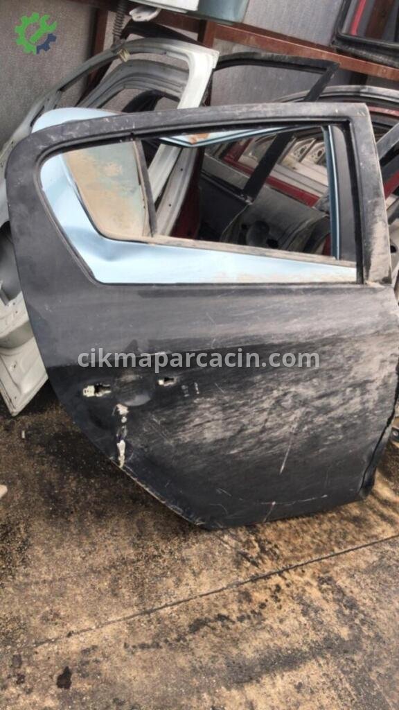Hyundai i20 Sağ Arka Kapı 770041J000 çıkma parça
