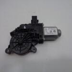 6R0959812D VW Skoda Cam Kriko Motoru Sağ Arka Seat