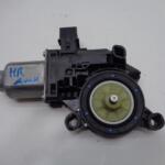 6R0959812D VW Skoda Cam Kriko Motoru Sağ Arka Seat
