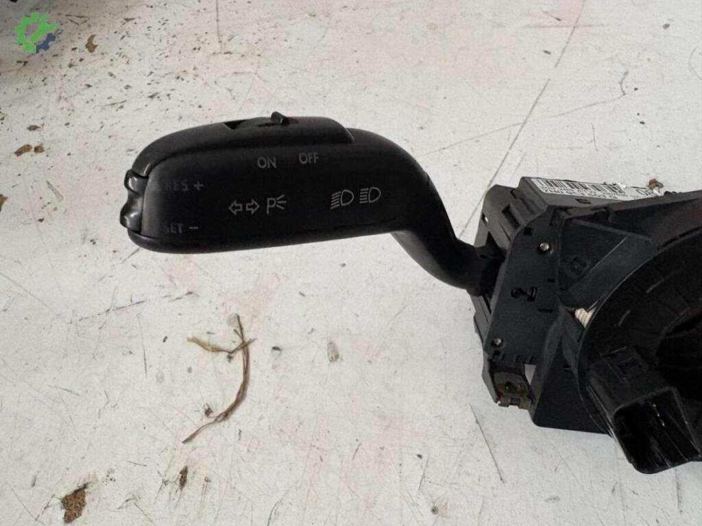 Volkswagen Transporter Silecek Kolu çıkma parça