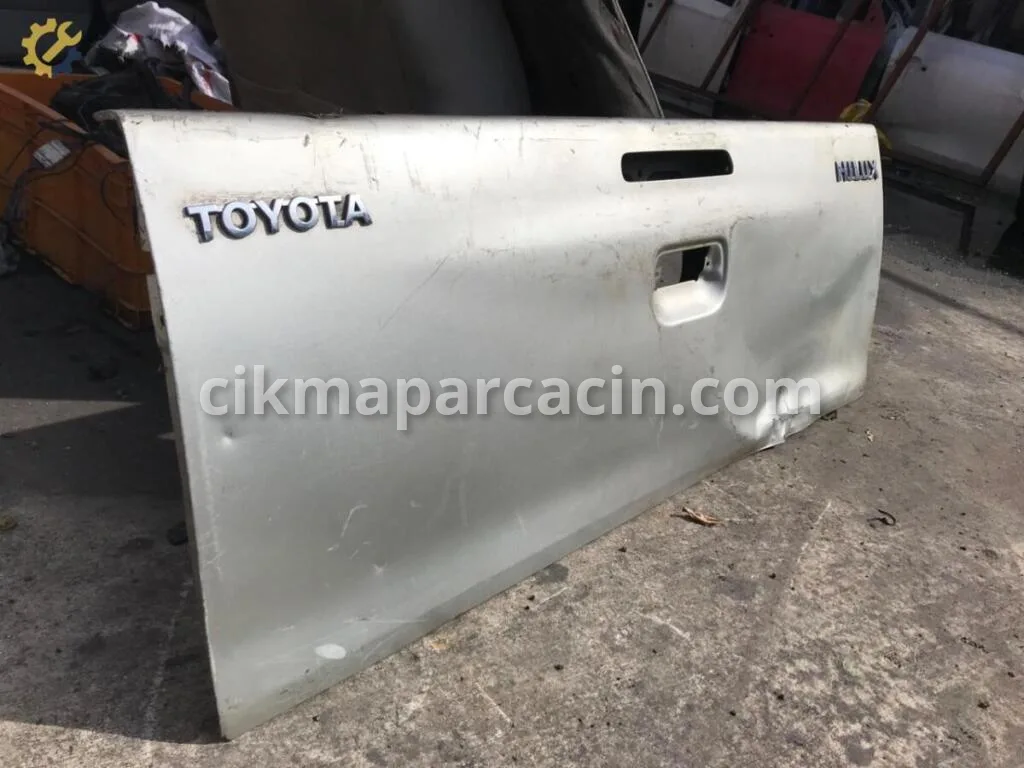 Toyota Hilux Bagaj Kapağı 2006201 çıkma parça