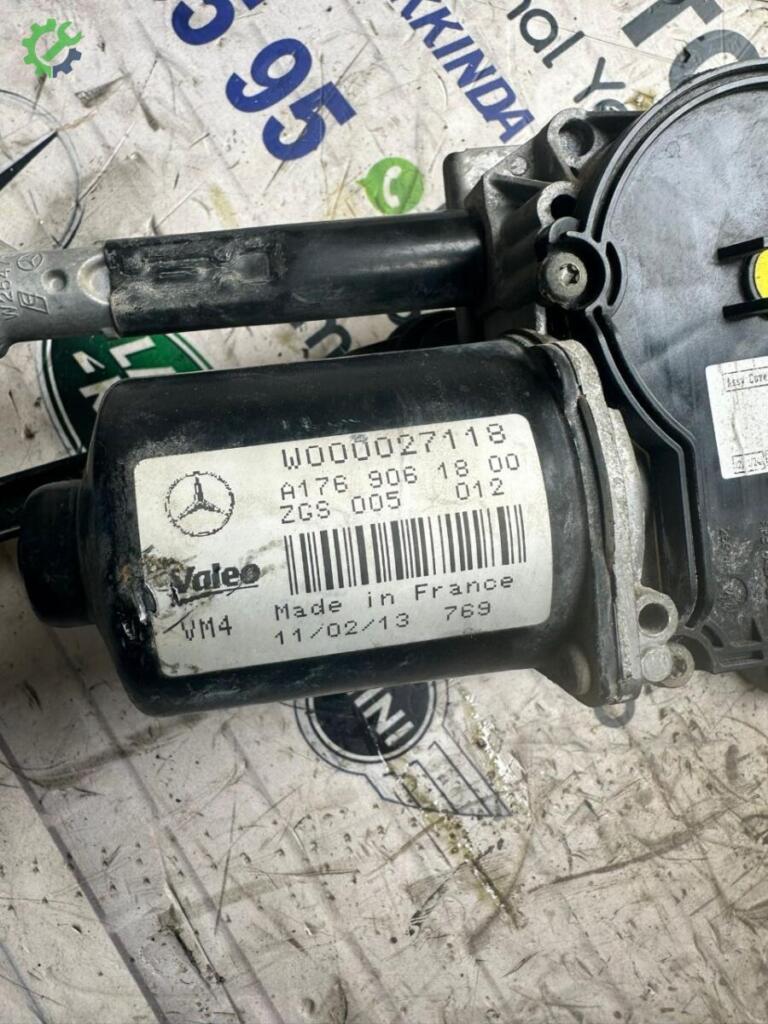 Mercedes-Benz CLA Silecek Mekanizması A1768200040 çıkma parça