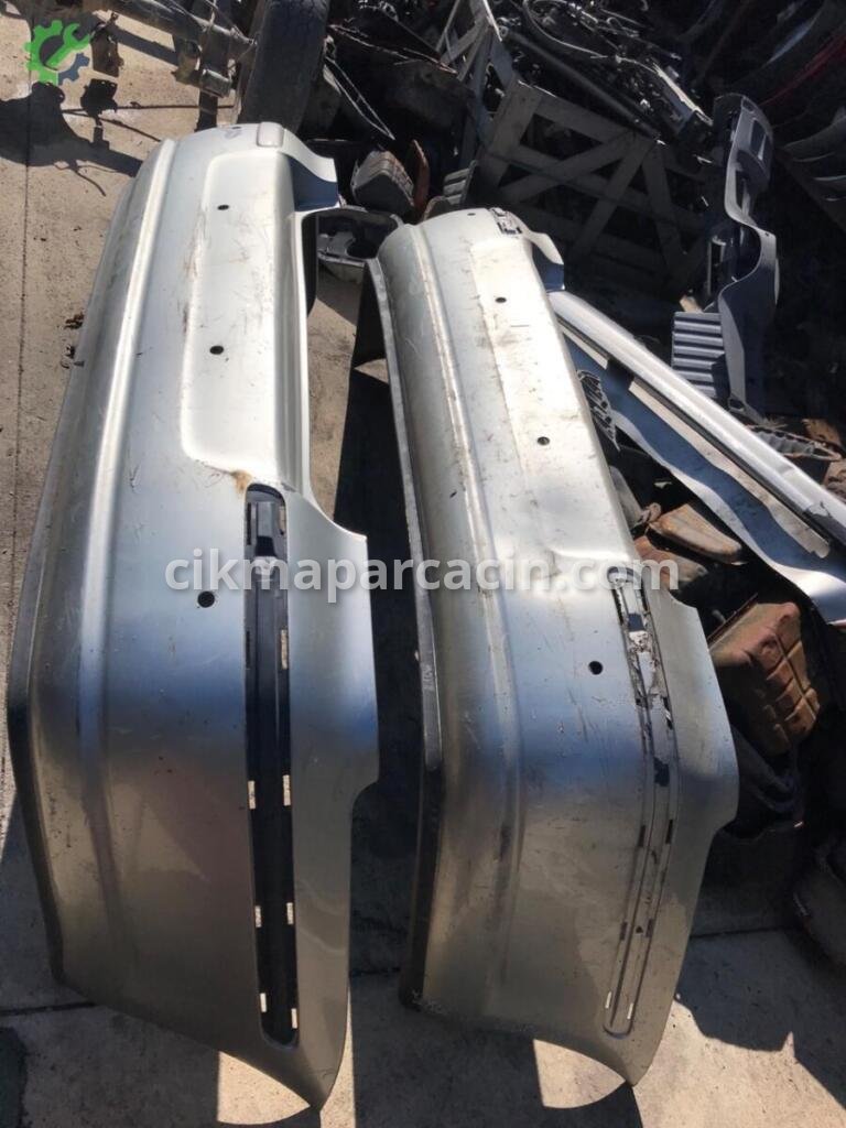 Toyota Avensis Arka Tampon 2003-200 çıkma parça