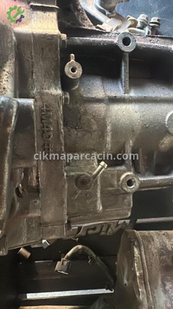 Nissan Primera Manuel Şanzıman 4M40 çıkma parça