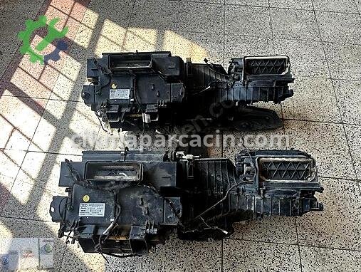 Audi A4 Kalorifer Kutusu çıkma parça
