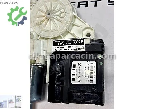 Audi A3 Beyni 8P4959802B çıkma parça