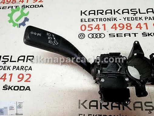 Audi A5 Sinyal Kolu 8R0953502C çıkma parça