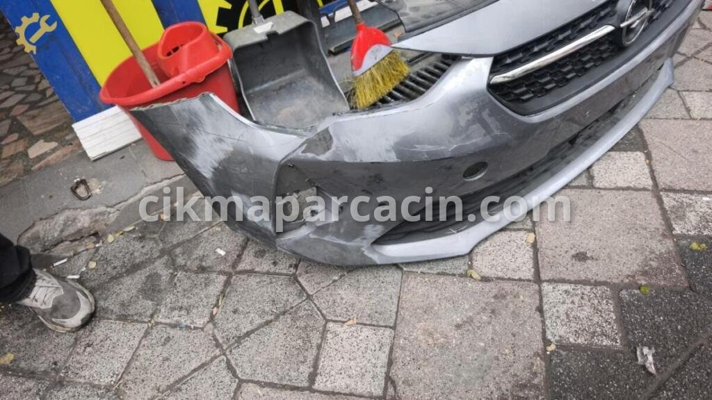 Opel Corsa Ön Tampon çıkma parça