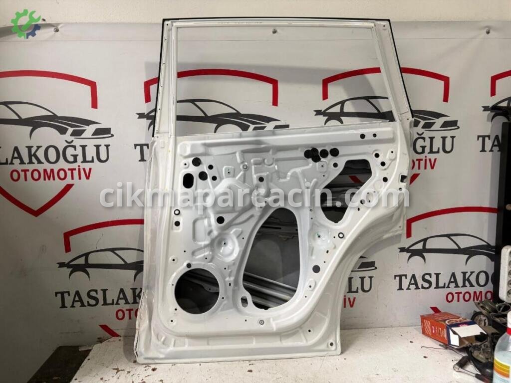 Chery Tiggo Sağ Arka Kapı çıkma parça