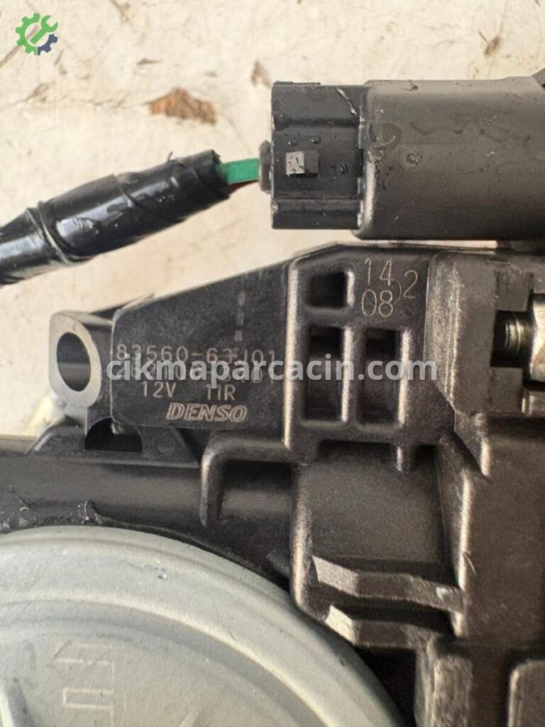 Toyota RAV4 Arka Cam çıkma parça