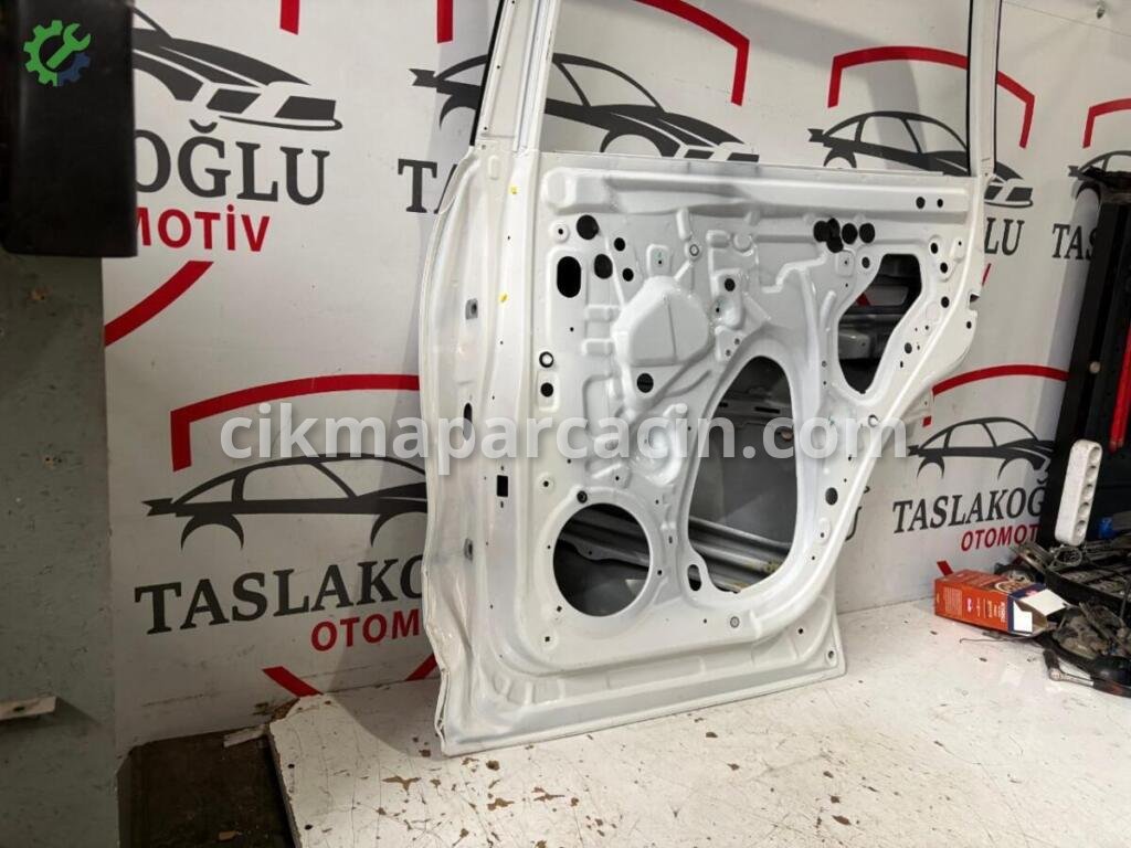 Chery Tiggo Sağ Arka Kapı çıkma parça