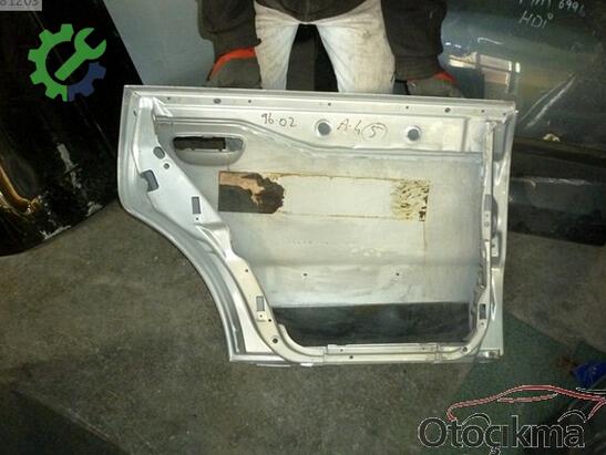 Audi A4 Sol Arka Kapı çıkma parça