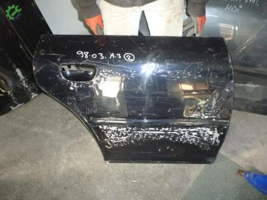 Audi A3 Sağ Arka Kapı çıkma parça