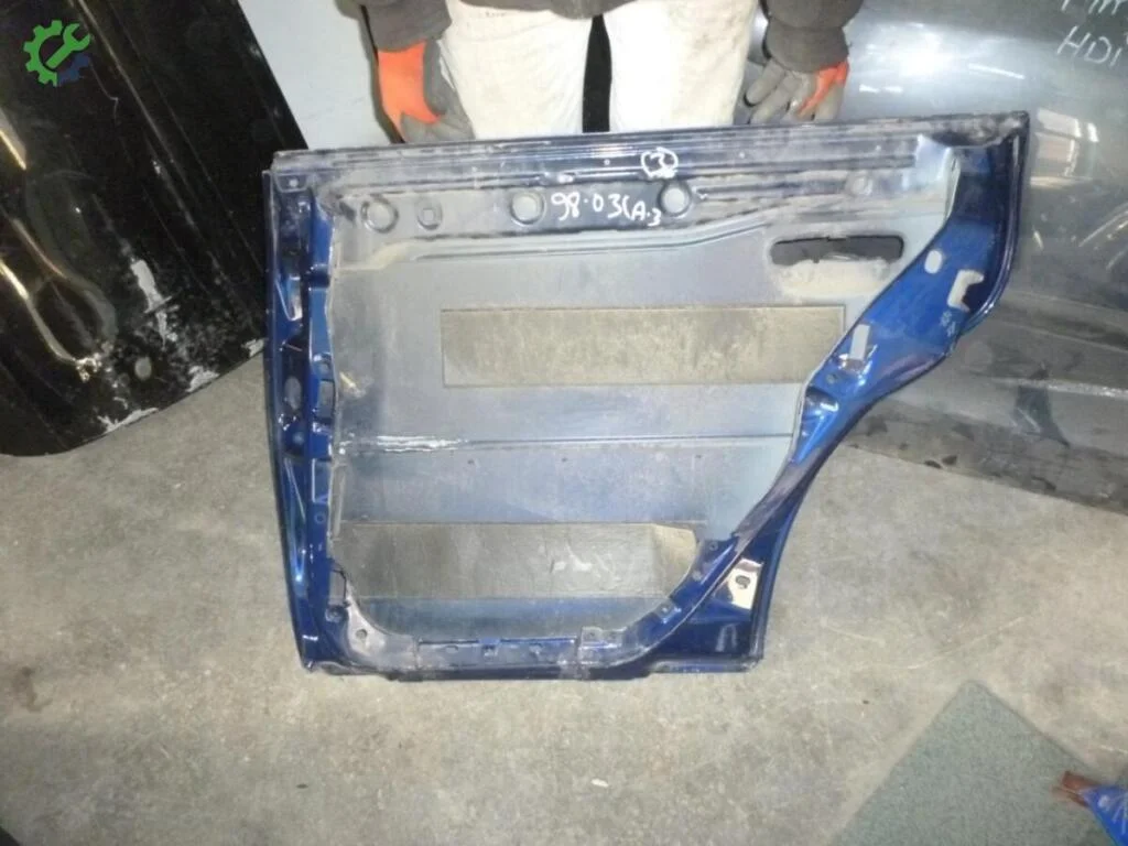 Audi A3 Sağ Arka Kapı çıkma parça