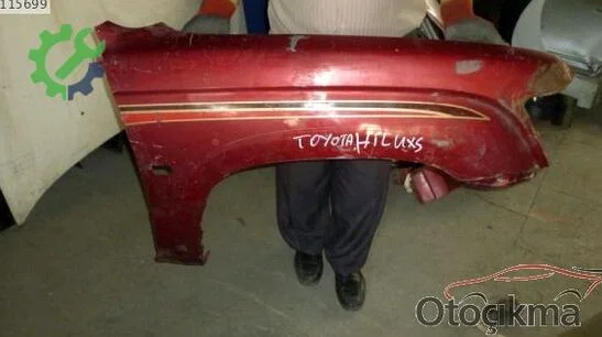 Toyota Hilux Ön Çamurluk çıkma parça