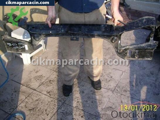Peugeot Partner Ön Panel çıkma parça