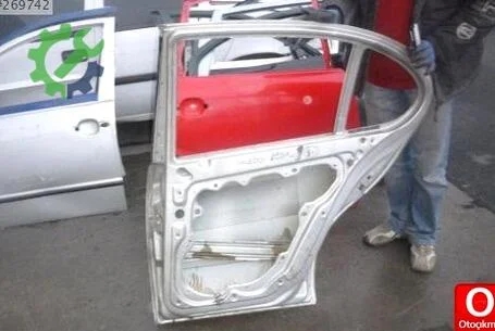 Seat Toledo Sağ Arka Kapı çıkma parça