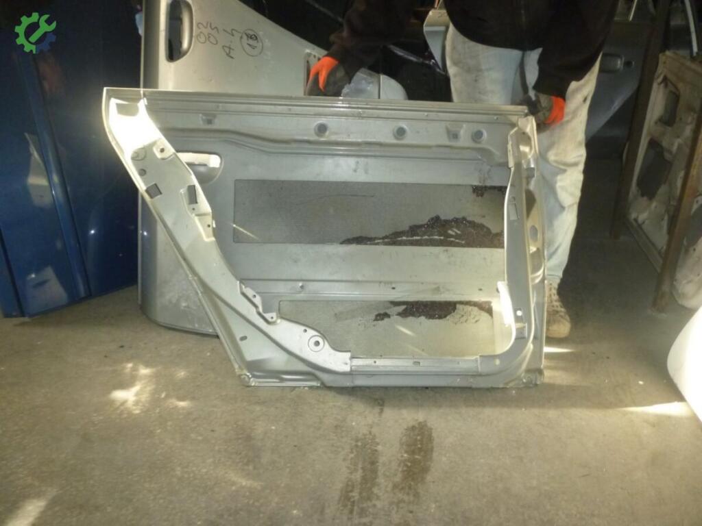 Audi A6 Sol Arka Kapı çıkma parça