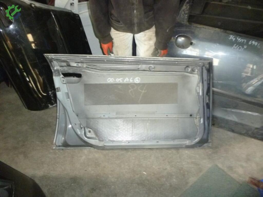 Audi A6 Sol Ön Kapı çıkma parça