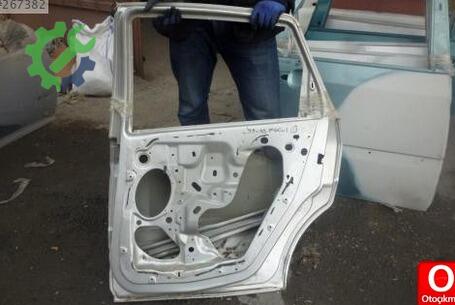 Ford Focus Sağ Arka Kapı çıkma parça