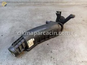 A 2710901537 MERCEDES C-SERİSİ KOMPRESSOR Hava Hortumu