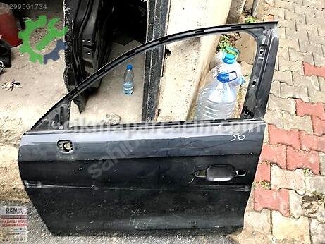 Audi A3 Sol Ön Kapı çıkma parça