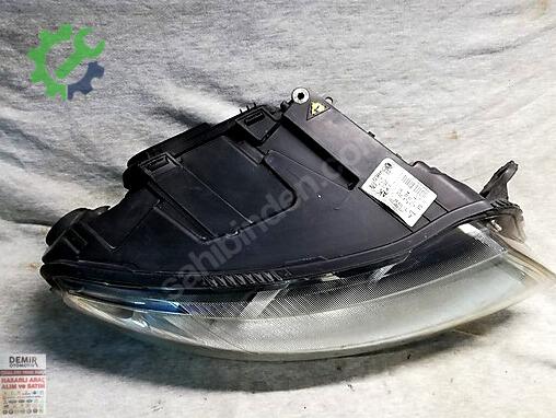 Audi A6 Sağ Ön Far çıkma parça