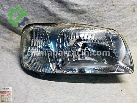 Hyundai Accent Sağ Ön Far çıkma parça