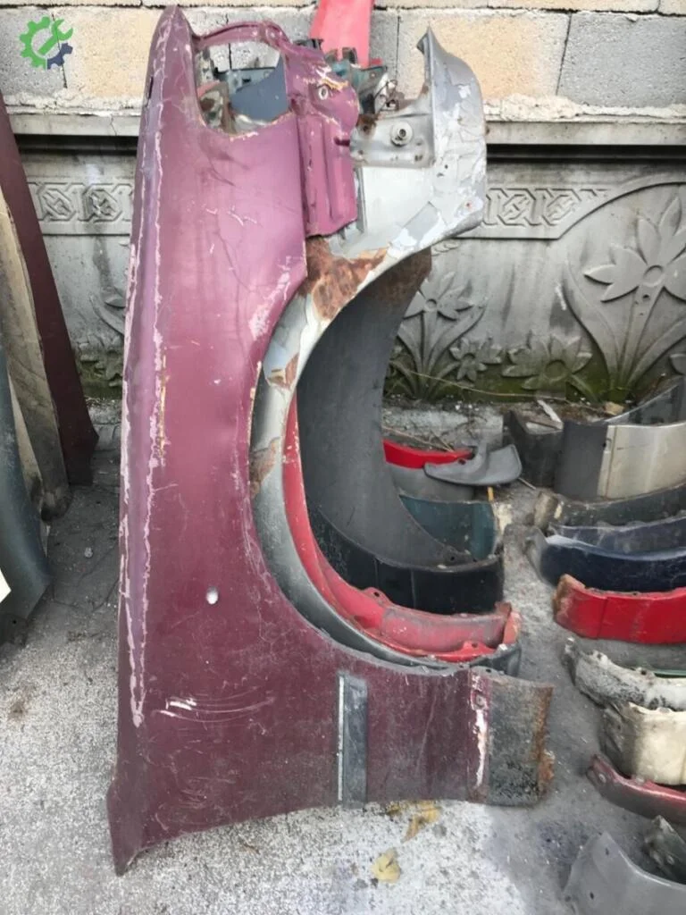 Toyota Cressida Sağ Çamurluk çıkma parça