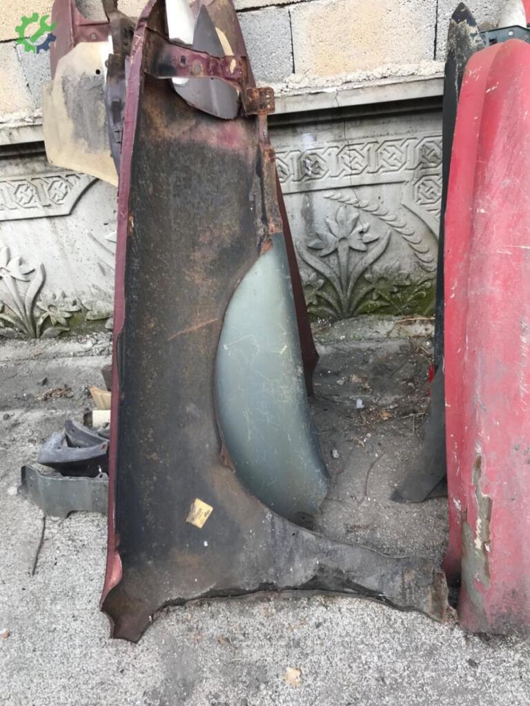 Mitsubishi Galant Sol Çamurluk 1990-199 çıkma parça