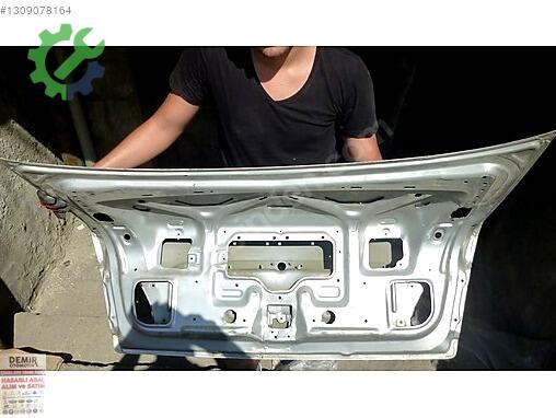 Nissan Almera Bagaj çıkma parça