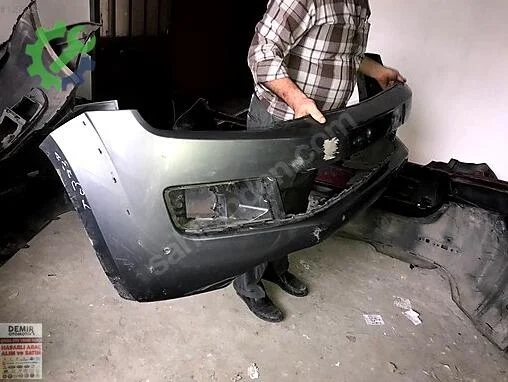 Volkswagen Amarok Ön Tampon çıkma parça