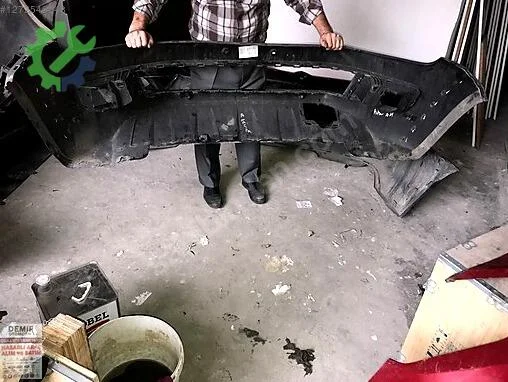 Volkswagen Amarok Ön Tampon çıkma parça
