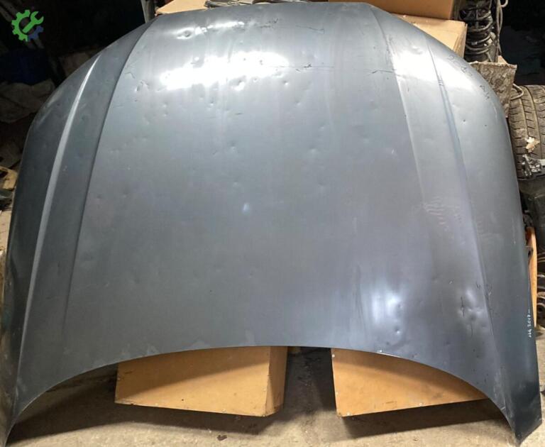 Audi A4 Kaput çıkma parça