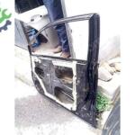 AURİS SAĞ ÖN KAPI TOYOTA ORJİNAL ÇIKMA PARÇA