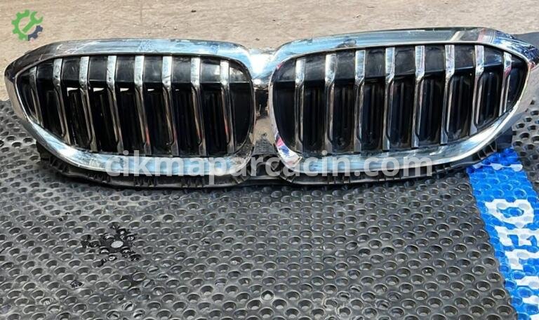 BMW 3 Serisi Panjur çıkma parça