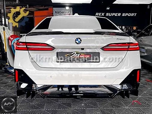 BMW 5 Serisi Arka Difüzör çıkma parça