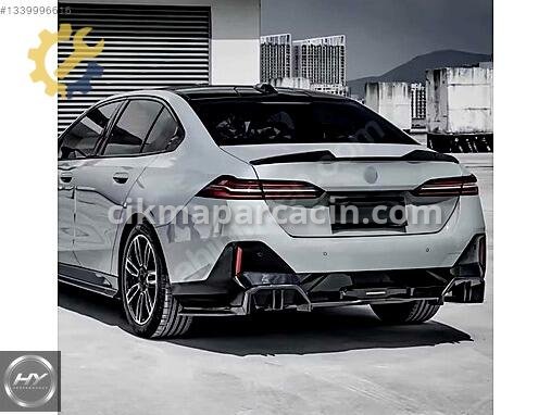 BMW 5 Serisi Arka Difüzör çıkma parça