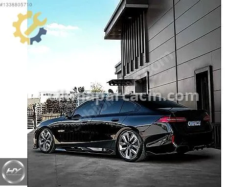 BMW 5 Serisi Arka Difüzör çıkma parça